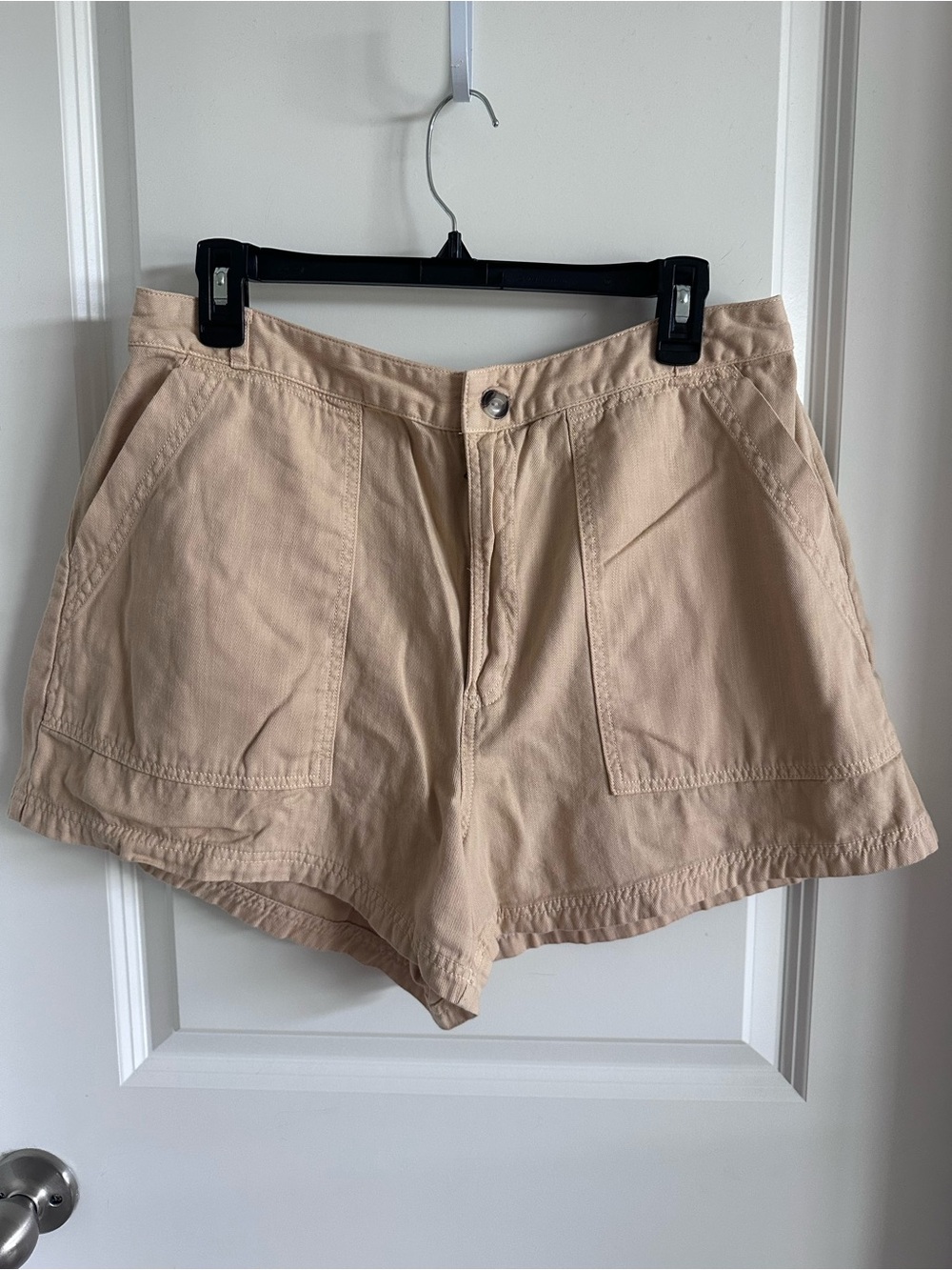 Universal Thread Beige Utility Shorts - Women's